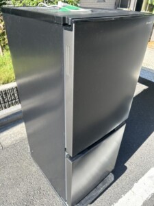 SHARP(シャープ)152L 2ドア冷蔵庫 SJ-D15H-H 2022年製