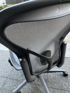 Herman Miller(ハーマンミラー)製のアーロンチェア(2021年製)