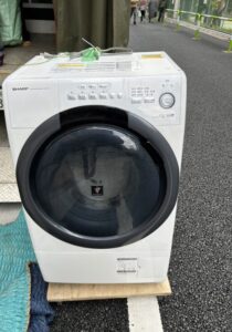 SHARP(シャープ)7.0キロ ドラム式洗濯乾燥機 ES-S7D-WL 2019年製