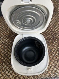 MUJI(無印良品)しゃもじ置き付き炊飯器 MJ-RC3A2 2022年製