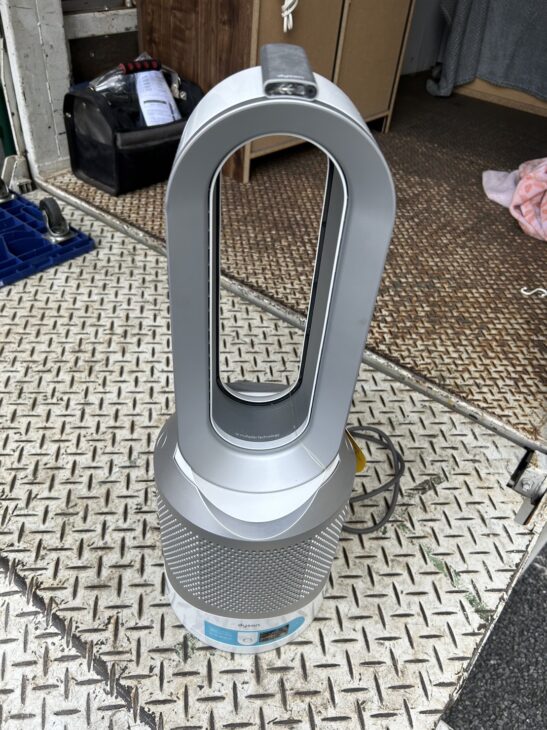 dyson（ダイソン）空気清浄機能付ファンヒーター HP02