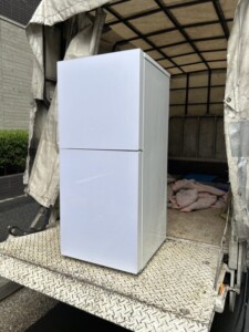 TWINBIRD(ツインバード)73L 2ドア冷蔵庫 HR-E915 2020年製