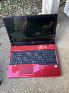 FUJITSU(富士通)ノートパソコン FMVA30B3R6 LIFEBOOK AH30/B3 2017年製