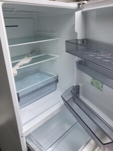 TOSHIBA(東芝)326L 3ドア冷蔵庫 GR-S33SC(WT) 2021年製