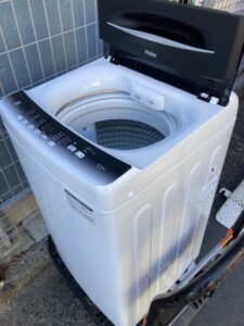 Haier(ハイアール)5.5キロ 全自動洗濯機 JW-U55HK 2023年製