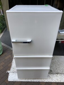 AQUA(アクア)238L 3ドア 冷蔵庫 AQR-SV24H(W) 2019年製