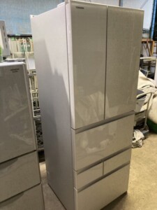 TOSHIBA(東芝)551L 6ドア冷蔵庫 GR-U550FH(ZC) 2022年製