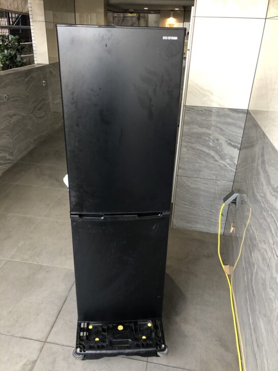 IRIS OHYAMA（アイリスオーヤマ）162L 2ドア冷蔵庫 IRSD-16A-B 2021年製