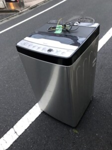 Haier(ハイアール)5.5キロ 全自動洗濯機 JW-XP2CD55F 2019年製