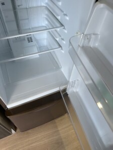 Panasonic(パナソニック)138L 2ドア冷蔵庫 NR-B14AW-T 2017年製