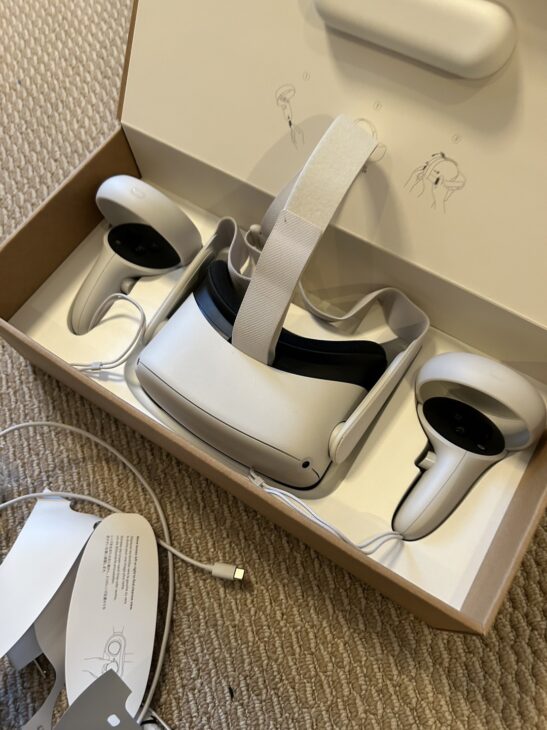 Meta（メタ）ワイヤレスオールインワンVRヘッドセット Oculus Quest2 64GB