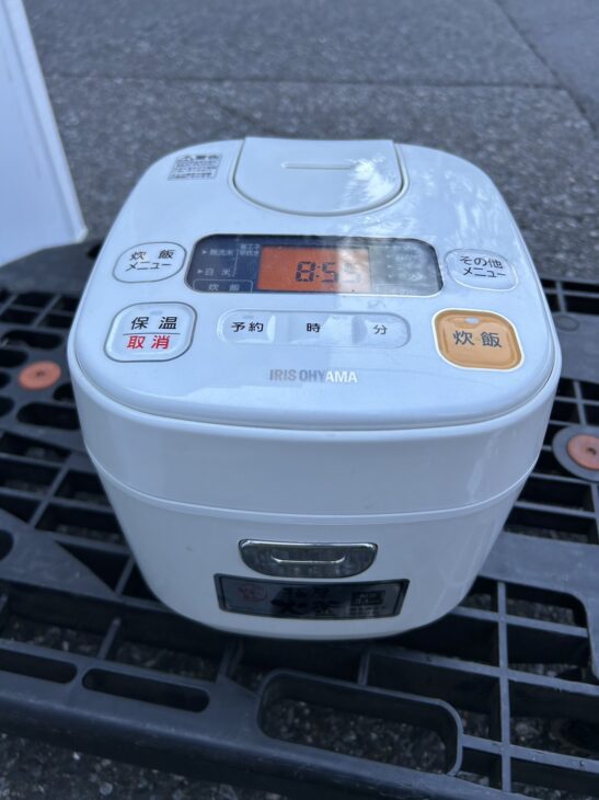 IRIS OHYAMA（アイリスオーヤマ）炊飯器 ERC-MA30-W 2018年製