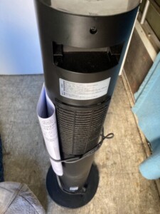 モダンデコ 暖炉型セラミックファンヒーター Icht02 2020年製