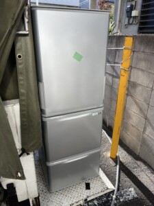 SHARP(シャープ)350L 3ドア冷蔵庫 SJ-W352E-S 2020年製