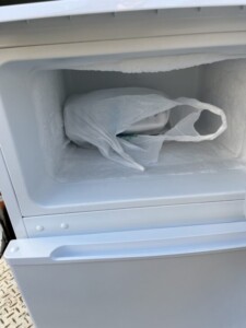 comfee(コンフィー)90L 2ドア冷蔵庫 RCT90WH/E 2023年製