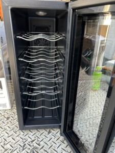 IRIS OHYAMA(アイリスオーヤマ)ワインセラー PWC-331P-B 2022年製