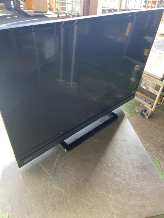 TOSHIBA（東芝）32型液晶テレビ 32S21 2018年製