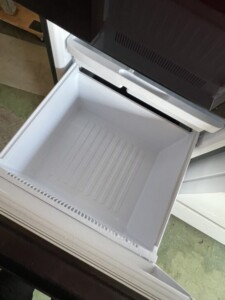 SHARP(シャープ)350L 3ドア冷蔵庫 SJ-GW35F-R 2020年製