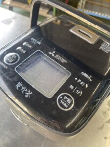 MITSUBISHI(三菱)IHジャー炊飯器 NJ-SV06R-B 2022年製