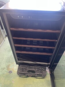 forster(フォルスター)ワインセラー FJC-B5G(BK)2013年製