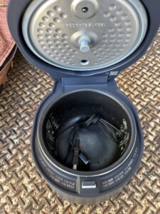 IRIS OHYAMA(アイリスオーヤマ)ジャー炊飯器 KRC-MGA30-DA 2022年製