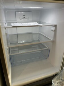 Hisense(ハイセンス)282L 3ドア冷蔵庫 HR-D2802S 2022年製