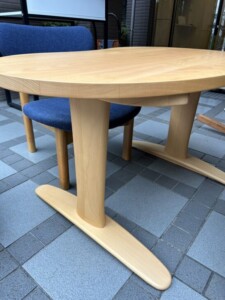 HIDA(飛騨産業)ダイニングテーブル豆型