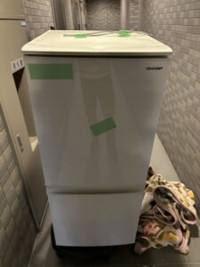 SHARP(シャープ)137L 2ドア冷蔵庫 SJ-D14F-W 2020年製