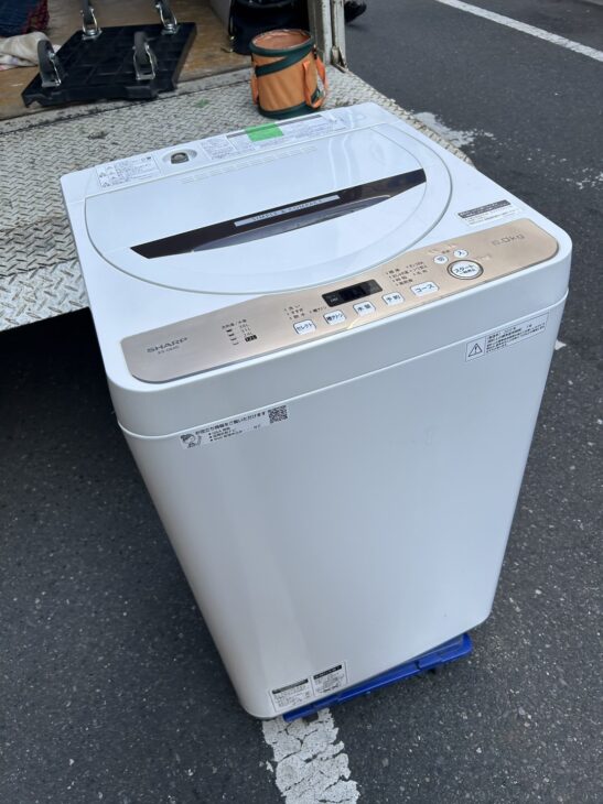 シャープ製の6キロ 全自動洗濯機 ES-GE6D-Tを横須賀市でお引き受け
