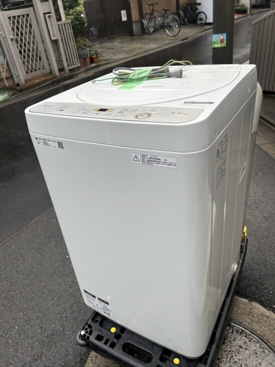 SHARP（シャープ）5.5キロ 全自動洗濯機 ES-GE5C 2019年製