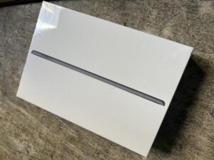 Apple(アップル)iPad A2602 64GB スペースグレイ