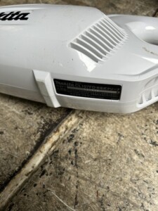 makita(マキタ)充電式クリーナー CL107FD