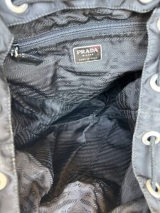 PRADA(プラダ)リュック レディース
