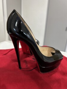 Christian Louboutin(クリスチャン ルブタン)パンプス サイズ37 1/2