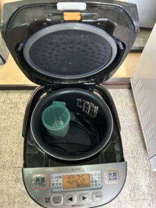 ZOJIRUSHI(象印)マイコン炊飯ジャー NL-BU05 2019年製