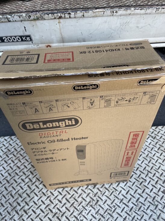 DeLonghi（デロンギ）デジタルラディアントオイルヒーター KHD410812-BK