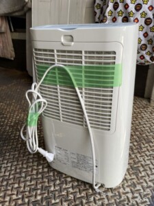 SHARP(シャープ)除湿機 CV-H71-W 2018年製