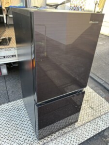 Hisense(ハイセンス)135L 2ドア冷蔵庫 HR-G13C-BR 2022年製