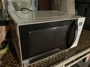 TOSHIBA(東芝)電子レンジ ER-SS17B(W) 2022年製