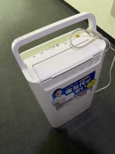 IRIS OHYAMA(アイリスオーヤマ)衣類乾燥除湿機 DCE-6515 2017年製