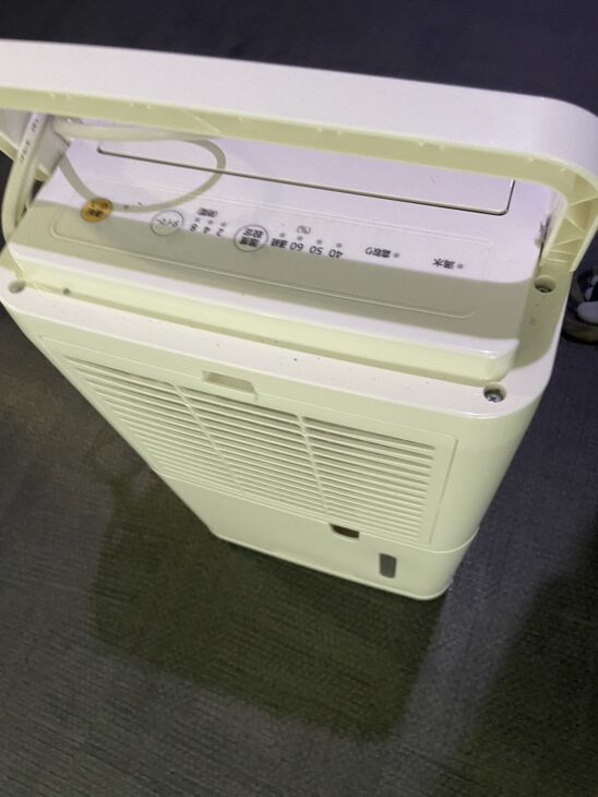 アイリスオーヤマ衣類乾燥除湿機dce-6515　(引き取り来ていただける方) プロが検証】アイリスオーヤマ 衣類乾燥除湿機 DCE-6515のデメリット