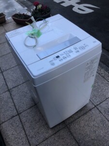 TOSHIBA(東芝)4.5キロ 全自動洗濯機 AW-45M9 2021年製