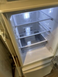 MITSUBISHI(三菱)146L 2ドア冷蔵庫 MR-P15G-W 2022年製