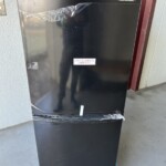 IRIS OHYAMA（アイリスオーヤマ）142L 2ドア冷蔵庫 IRSD-14A-B 2023年製