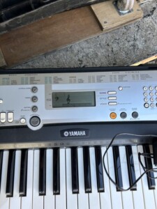 YAMAHA(ヤマハ)ポータブルキーボード PSR-E203