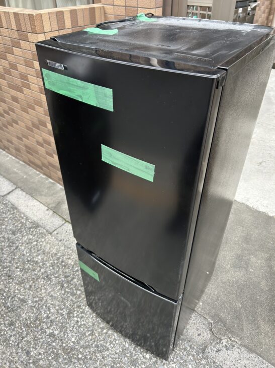 セミマットブラックの東芝 2ドア冷蔵庫 GR-T15BS[高価買取]大阪府大阪
