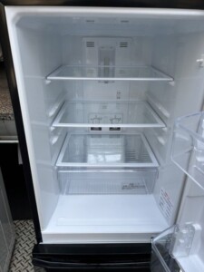 MITSUBISHI(三菱)146L 2ドア冷蔵庫 MR-P15D-B 2019年製