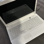 FUJITSU（富士通）ノートパソコン FMVA42EY 2011年製