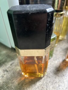 CHANEL(シャネル)オードトワレ No.19を含むコスメおまとめ