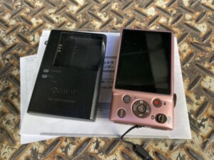 Canon(キャノン)コンパクトデジタルカメラIXY 100F